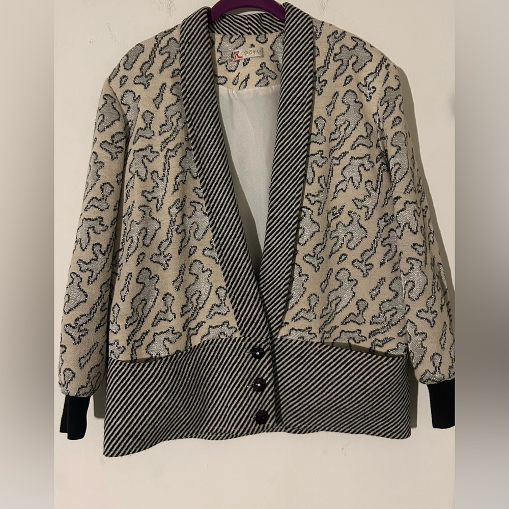 Patterned Cardigan with Black and Cream Design